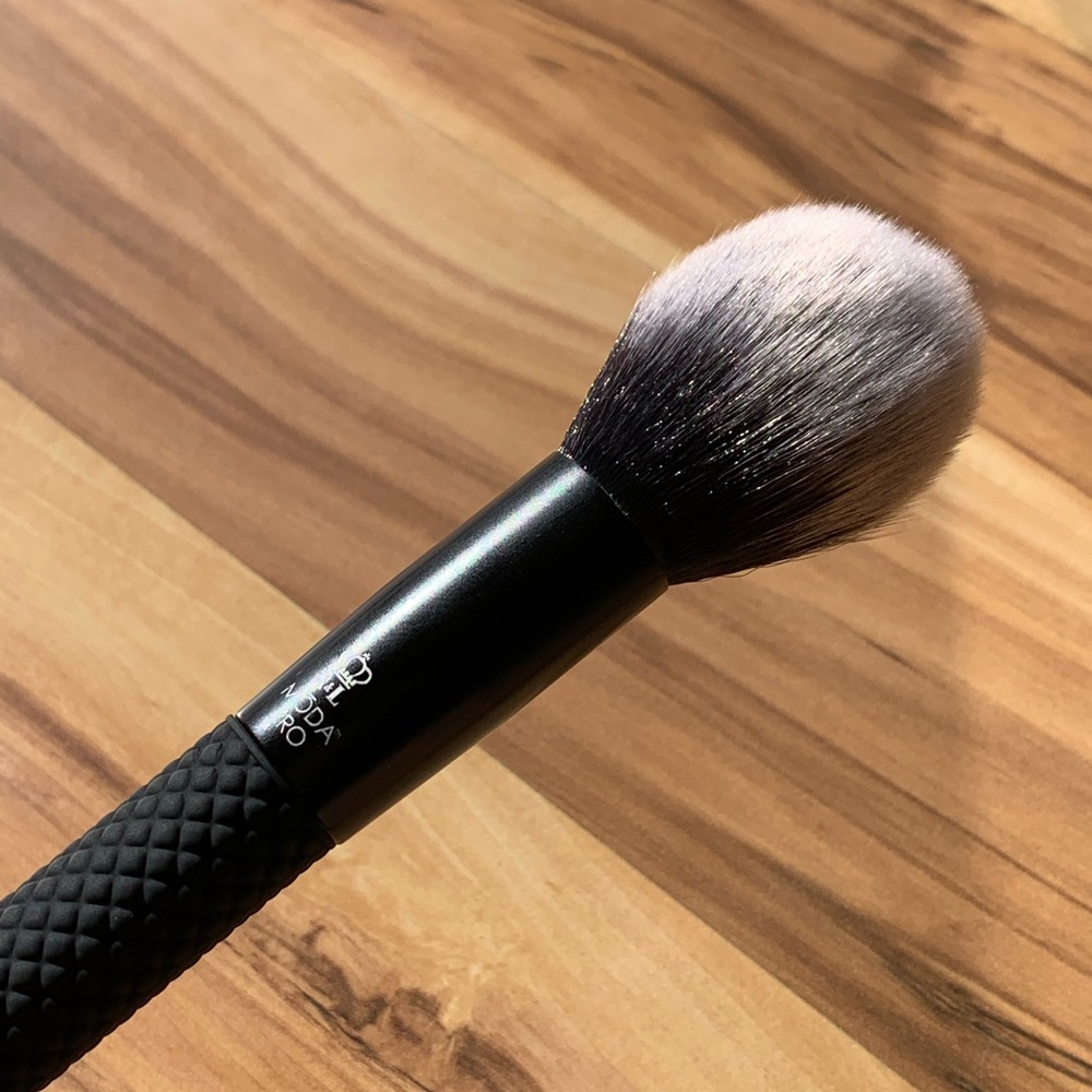 Mōda Pro Blush Brush
